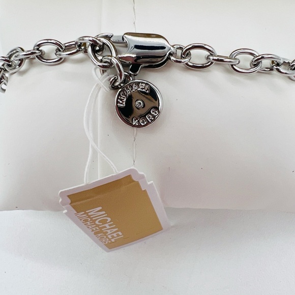 Michael Kors Silver Tone Link Bracelet With Pave Lock & Circular Logo Charm NWT - Picture 3 of 7